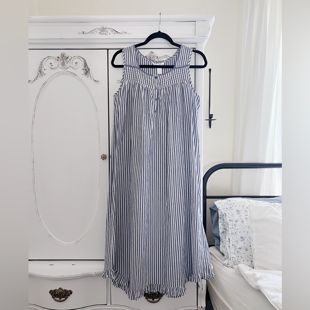 Vintage style midi dress